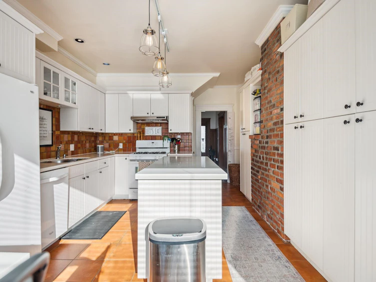 628 W 22nd Avenue, Vancouver, BC, V5Z 1Z6 - 12
