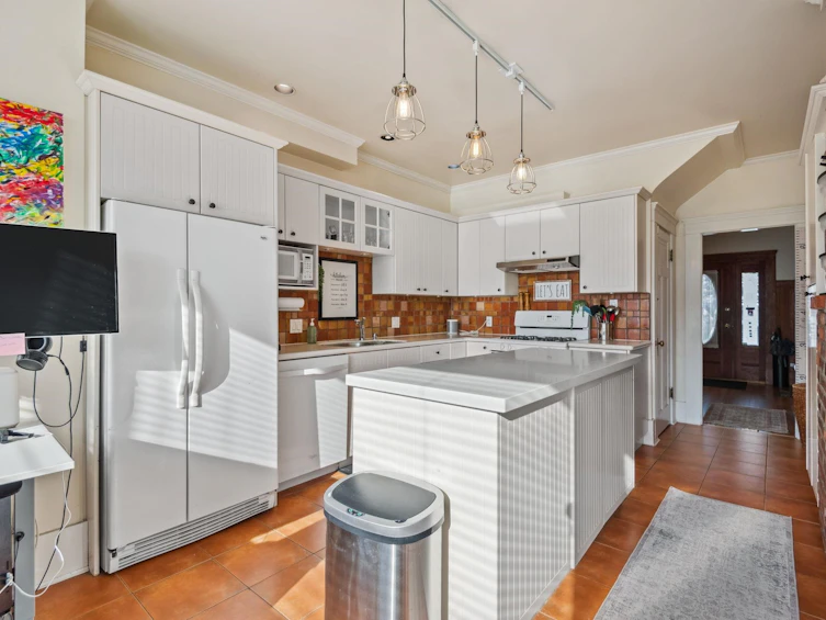 628 W 22nd Avenue, Vancouver, BC, V5Z 1Z6 - 14