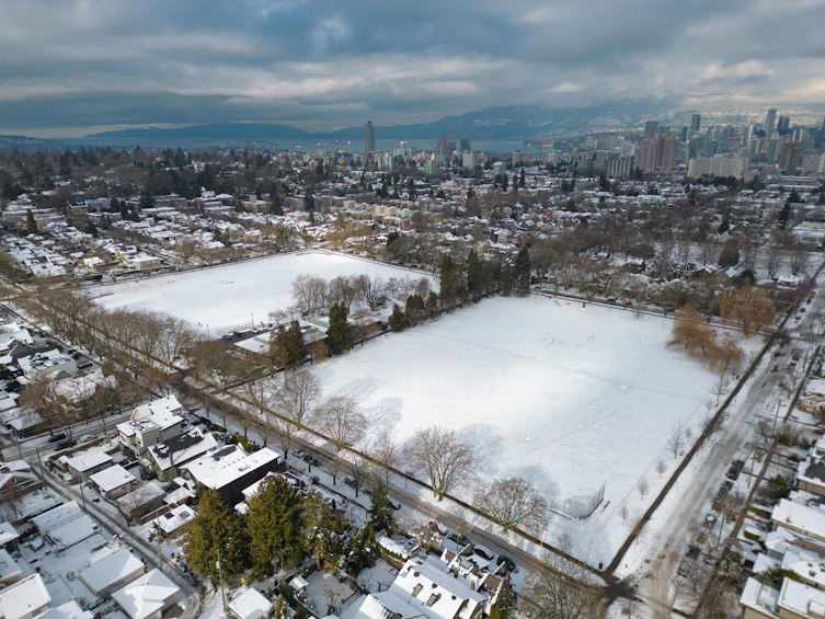 628 W 22nd Avenue, Vancouver, BC, V5Z 1Z6 - 34