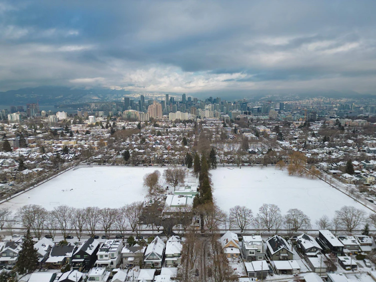 628 W 22nd Avenue, Vancouver, BC, V5Z 1Z6 - 33