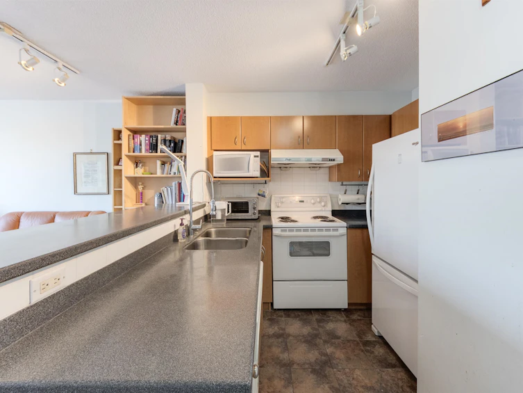 414-3588 Vanness Avenue, Vancouver, BC, V5R 6E9 - 9