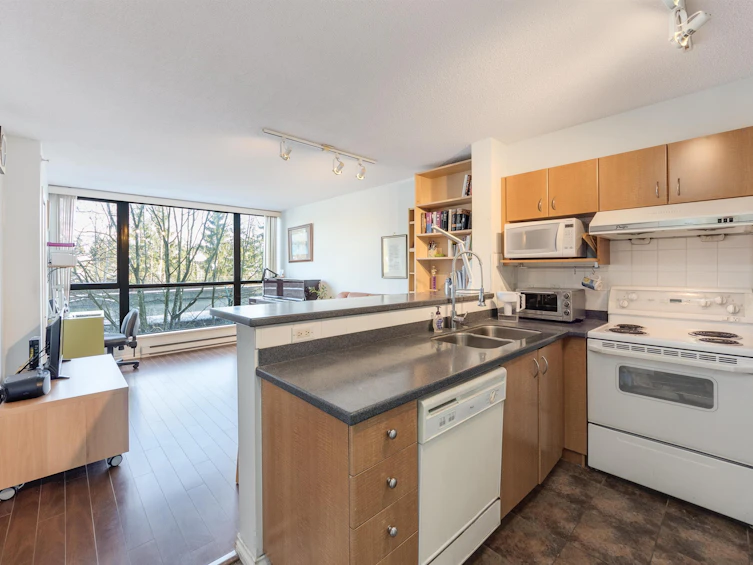 414-3588 Vanness Avenue, Vancouver, BC, V5R 6E9 - 10