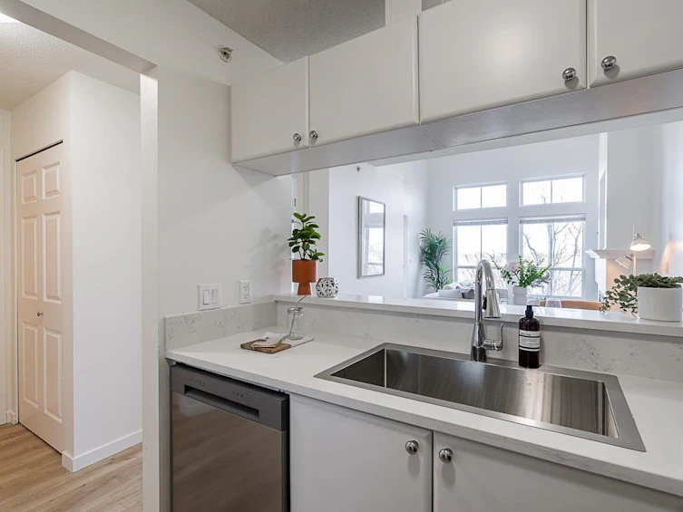 405-5600 Andrews Road, Richmond, BC, V7E 6N1 - 11