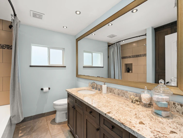 6921 Westview Drive, Delta, BC, V4E 2L7 - 9