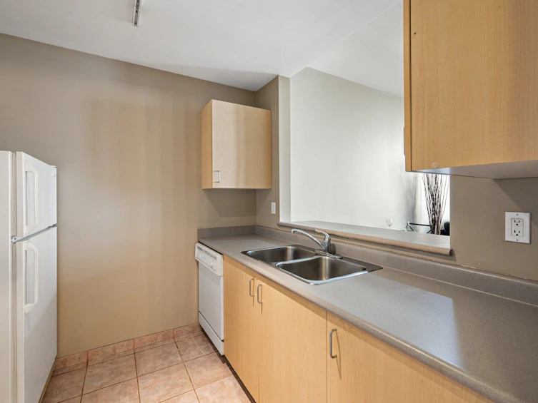 812-1010 Howe Street, Vancouver, BC, V6Z 1P5 - 13
