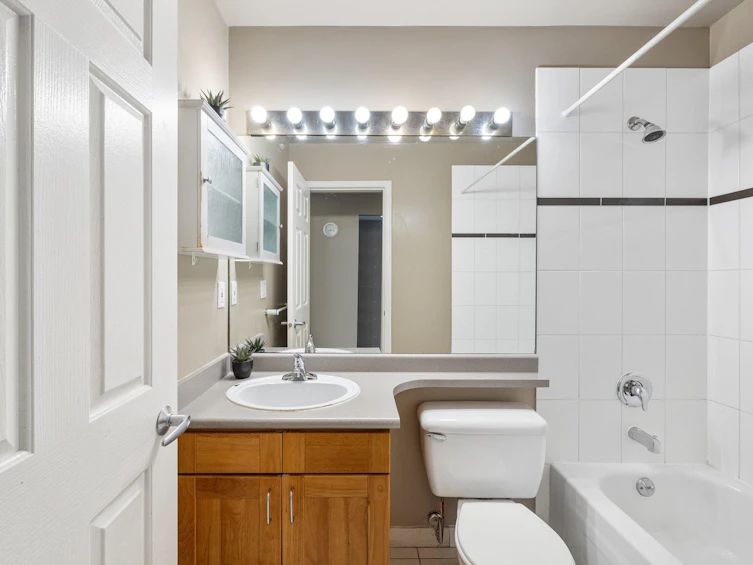 812-1010 Howe Street, Vancouver, BC, V6Z 1P5 - 18