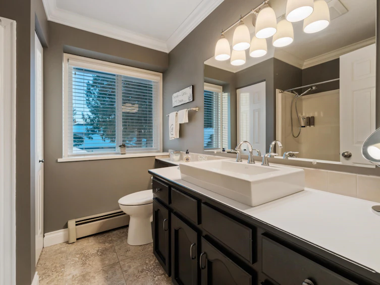 18057 63 Avenue, Surrey, BC, V3S 6W8 - 32