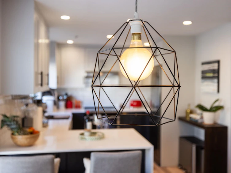 204-111 W 5th Street, North Vancouver, BC, V7M 1J6 - 12