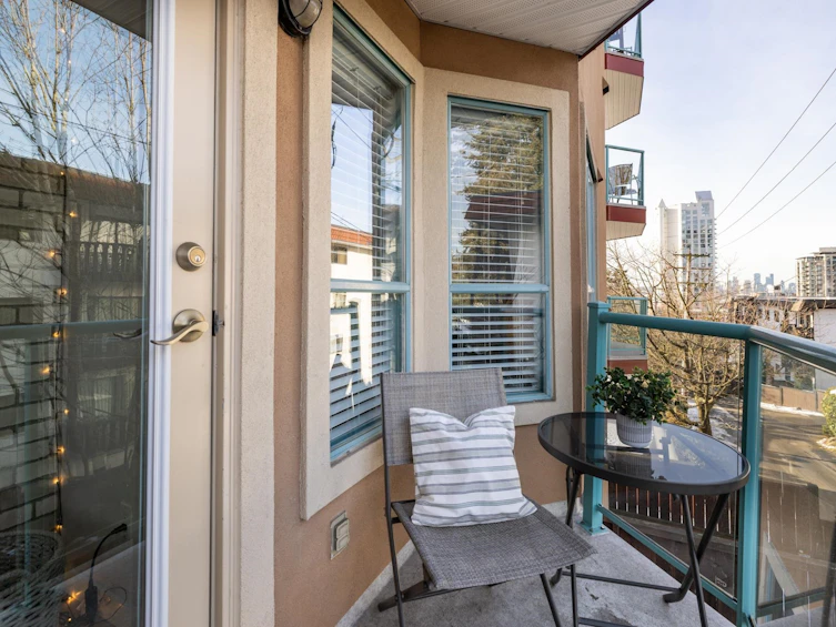 204-111 W 5th Street, North Vancouver, BC, V7M 1J6 - 19