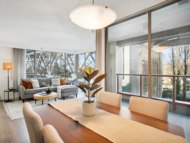 401-1006 Beach Avenue, Vancouver, BC, V6E 1T7 - 2