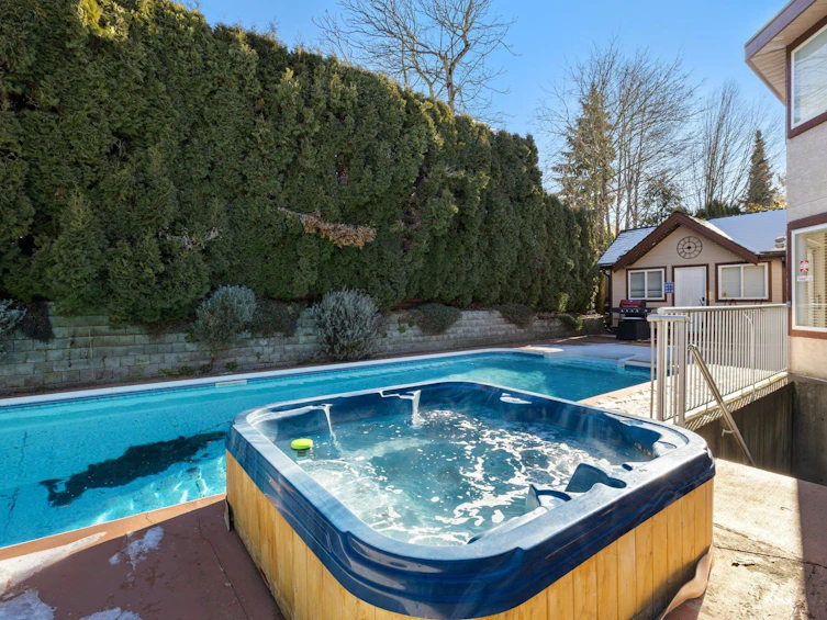 15355 80a Avenue, Surrey, BC, V3S 8N7 - 12