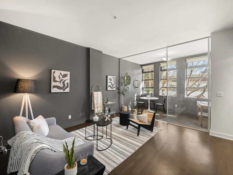 207 - 2851 Heather Street, Vancouver BC V5Z 0A2