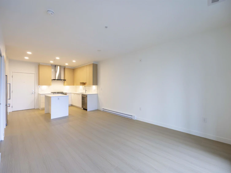 304-7599 15th Street, Burnaby, BC, V3N 0H9 - 9