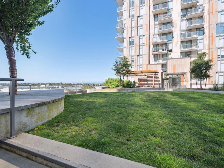 412-8181 Chester Street, Vancouver, BC, V5X 0J9 - 27
