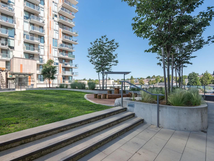 412-8181 Chester Street, Vancouver, BC, V5X 0J9 - 30