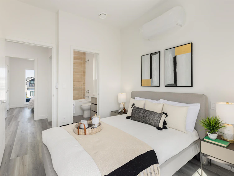 5108 Chambers Street, Vancouver, BC, V5R 3L9 - 2