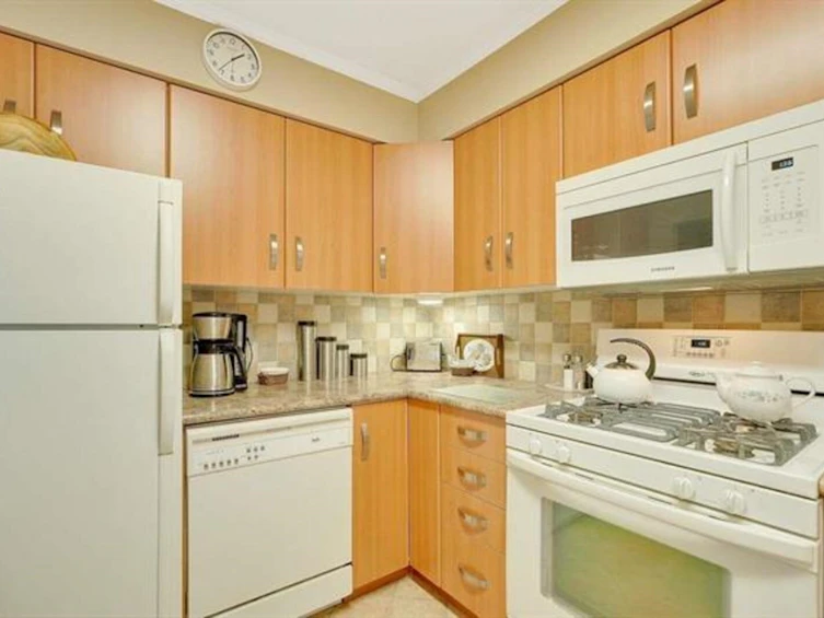 14681 110 Avenue, Surrey, BC, V3R 2A9 - 9
