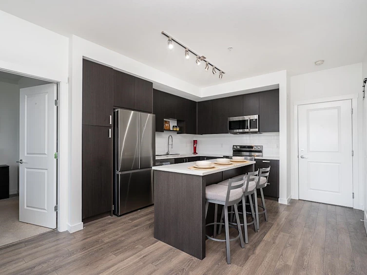 317-13623 81a Avenue, Surrey, BC, V3W 3N7 - 5