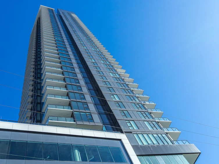 3204-10750 135a Street, Surrey, BC, V3T 0V4 - 3