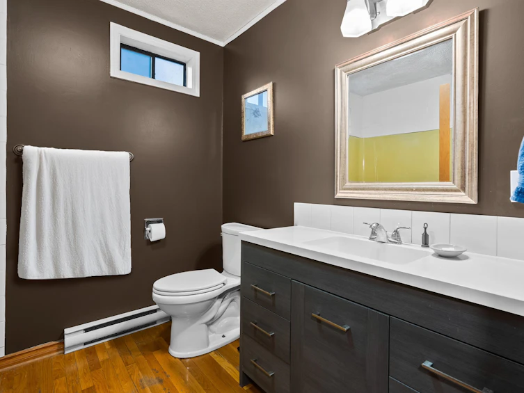 7850 Old Orchard Road, Chilliwack, BC, V2R 4H7 - 8