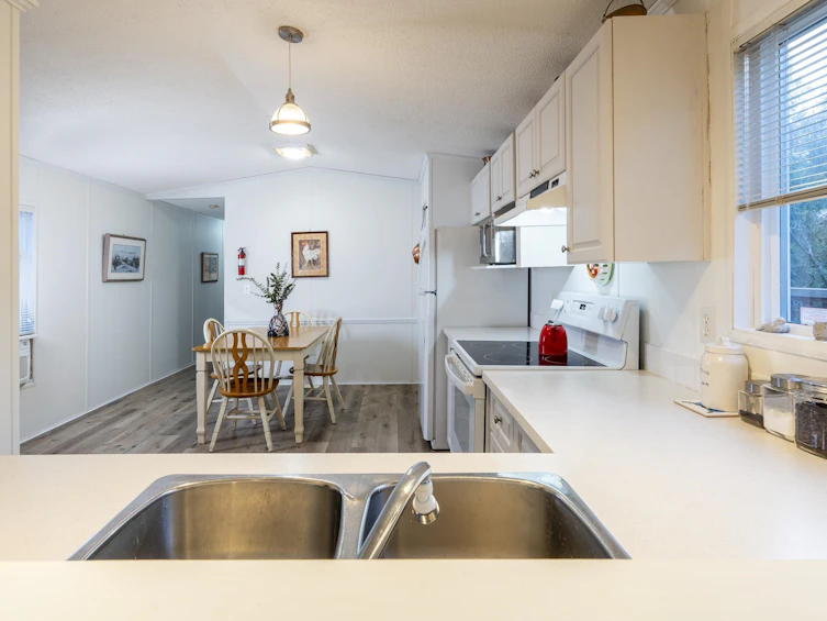29-5575 Mason Road, Sechelt, BC, V7Z 0K9 - 6