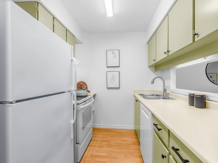807-3760 Albert Street, Burnaby, BC, V5C 5Y8 - 10