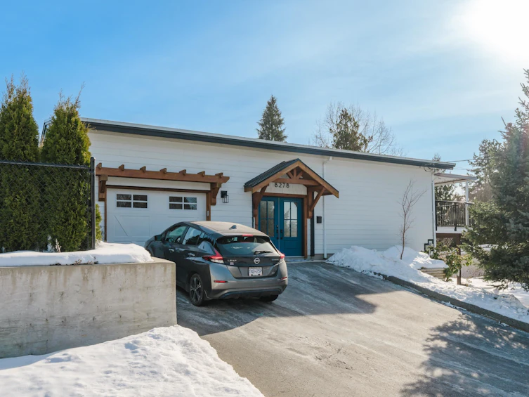 8278 Dogwood Street, Mission, BC, V2V 3R6 - 2