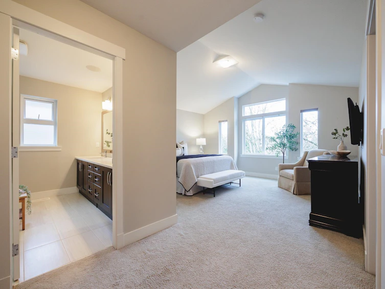 18055 67a Avenue, Surrey, BC, V3S 7H7 - 17