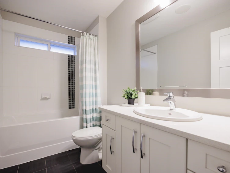 18055 67a Avenue, Surrey, BC, V3S 7H7 - 24