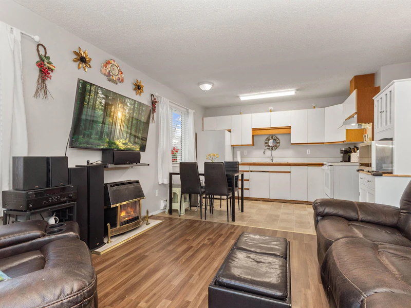 1 - 46160 Princess Avenue, Chilliwack BC V2P 2A7