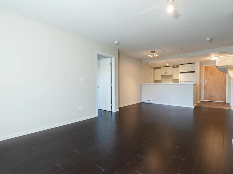310-6833 Village Green, Burnaby, BC, V5E 4M1 - 10
