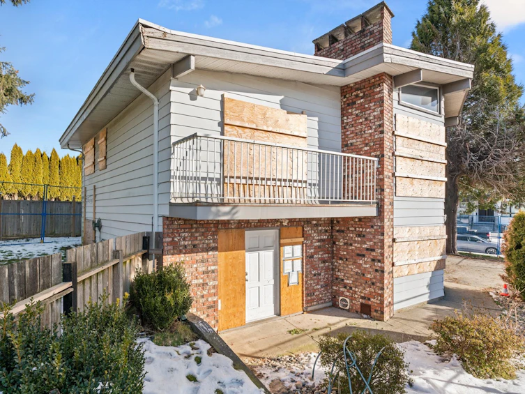 32565 Bevan Avenue, Abbotsford, BC, V2T 3X5 - 32