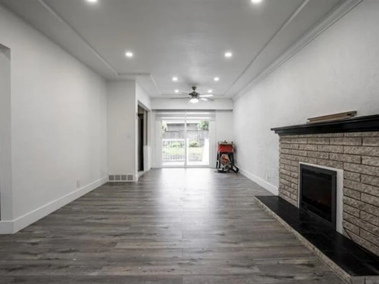 11318 Glen Avon Drive, Surrey, BC, V3R 4Y5 - 3