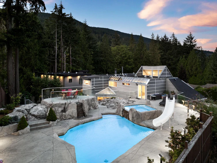 3722 Southridge Place, West Vancouver, BC, V7V 3H8 - 29