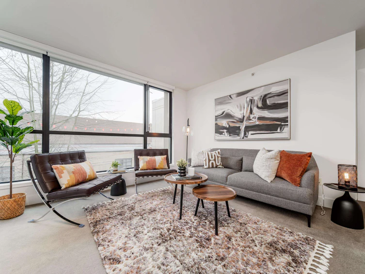 401-2036 W 10th Avenue, Vancouver, BC, V6J 2B3