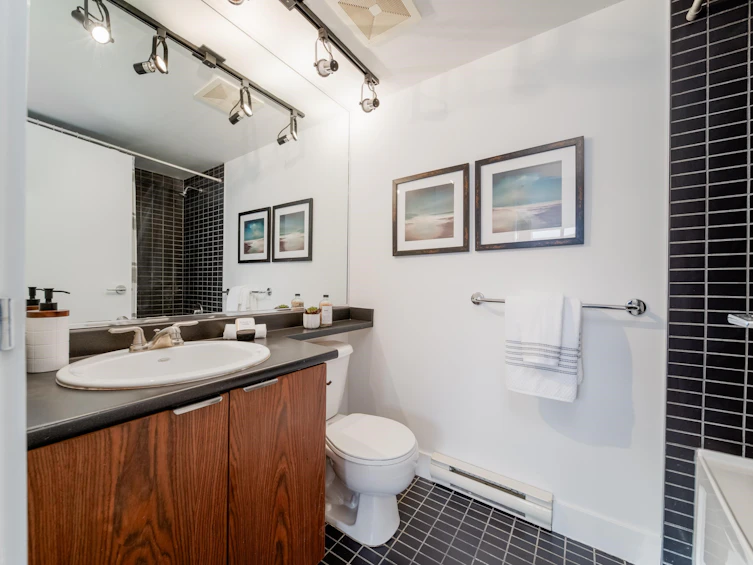 401-2036 W 10th Avenue, Vancouver, BC, V6J 2B3 - 15