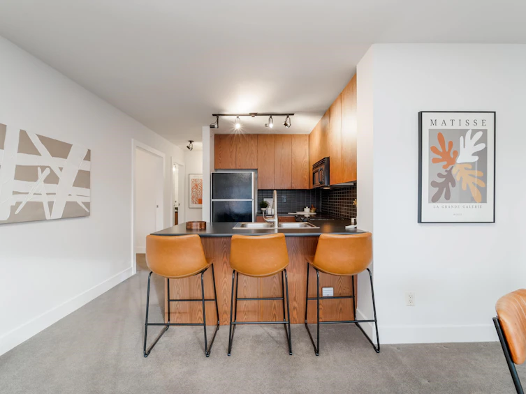 401-2036 W 10th Avenue, Vancouver, BC, V6J 2B3 - 4