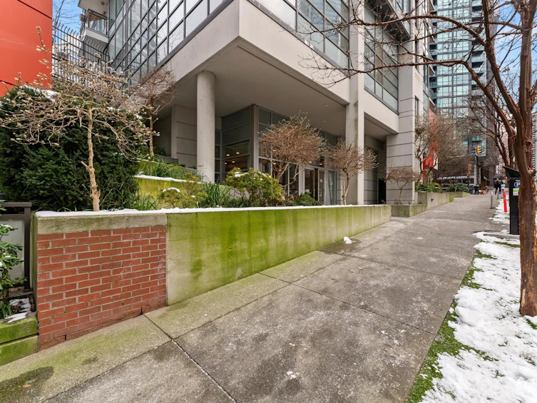 802-1211 Melville Street, Vancouver, BC, V6E 0A7 - 23
