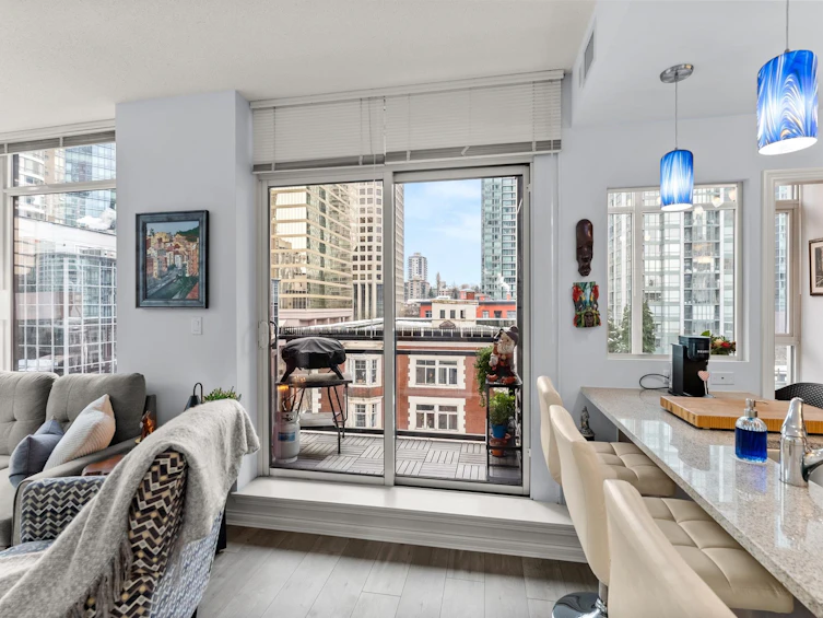 802-1211 Melville Street, Vancouver, BC, V6E 0A7 - 9