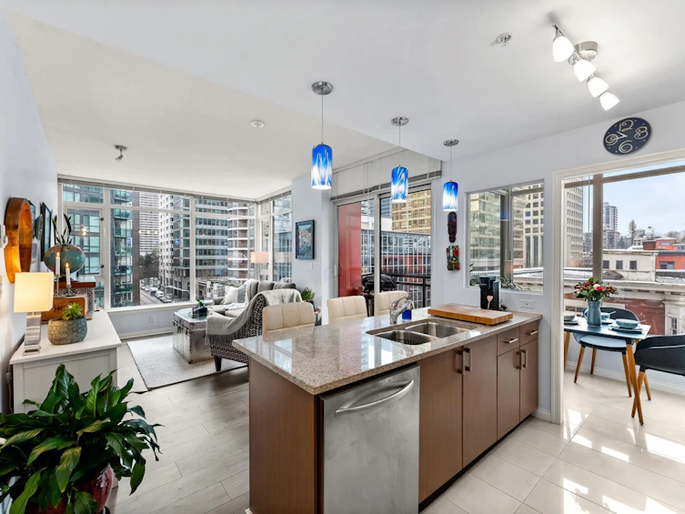 802-1211 Melville Street, Vancouver, BC, V6E 0A7 - 4