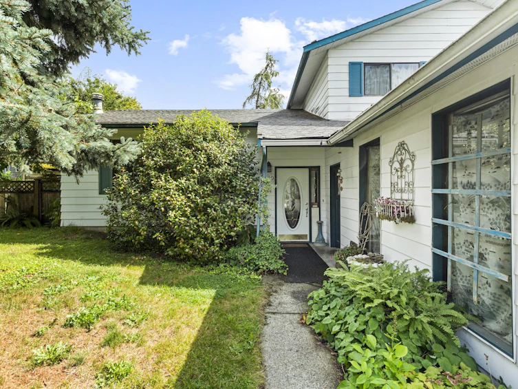 8340 Aster Terrace, Mission, BC, V2V 5V7 - 2