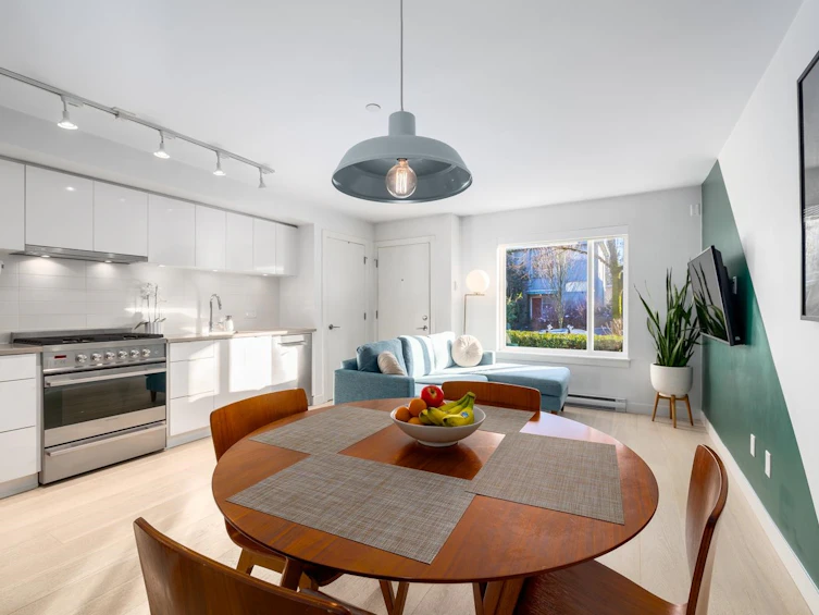 103-453 E 16th Avenue, Vancouver, BC, V5T 2T8 - 2