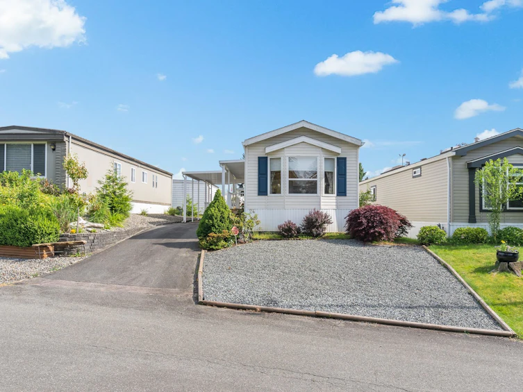24-2035 Martens Street, Abbotsford, BC, V2T 6M3 - 3