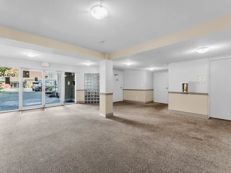 206-9942 151 Street, Surrey, BC, V3R 0V4 - 24