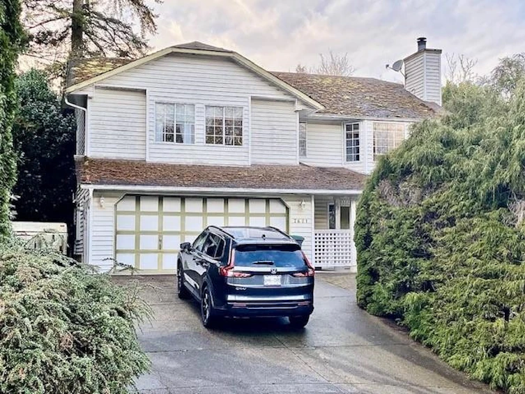 7671 143 Street, Surrey, BC, V3W 9Y5