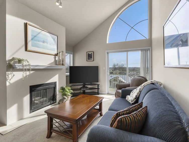 307-19645 64 Avenue, Langley, BC, V2Y 1L2 - 5