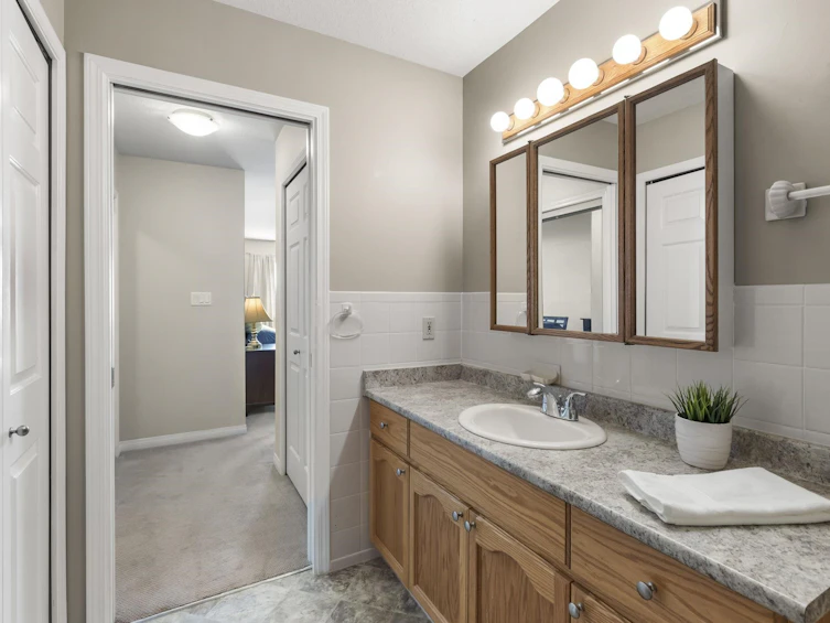 307-19645 64 Avenue, Langley, BC, V2Y 1L2 - 22