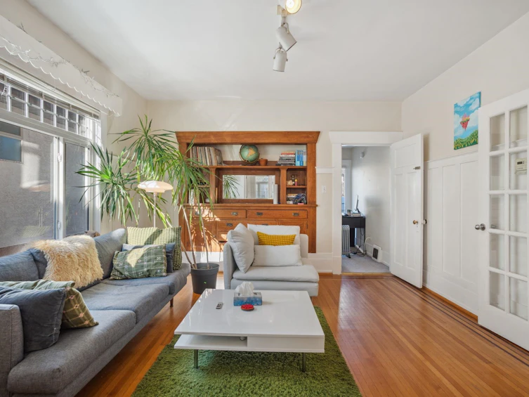 173 W 19th Avenue, Vancouver, BC, V5Y 2B5 - 6