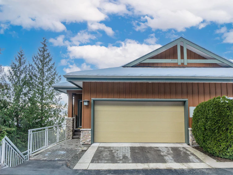 8549 Seascape Court, West Vancouver, BC, V7W 3J7 - 4