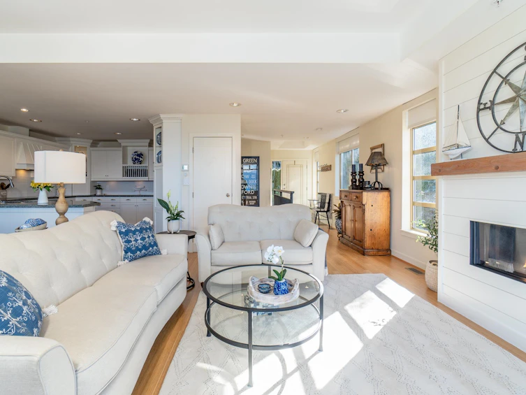 8549 Seascape Court, West Vancouver, BC, V7W 3J7 - 7